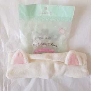 3/20 Etude House beauty hairband, white and pink. Cute